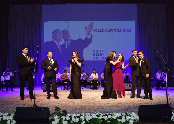 Sumqayıtda Milli Qurtuluş Günü qeyd edildi – FOTOLAR