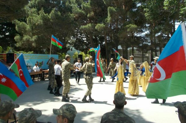 Sumqayıt Regional Mədəniyyət İdarəsinin tabe müəssisələrində silsilə tədbirlər keçirilib - FOTOLAR Sumqayıt Regional Mədəniyyət İdarəsinin tabe müəssisələrində silsilə tədbirlər keçirilib - FOTOLAR