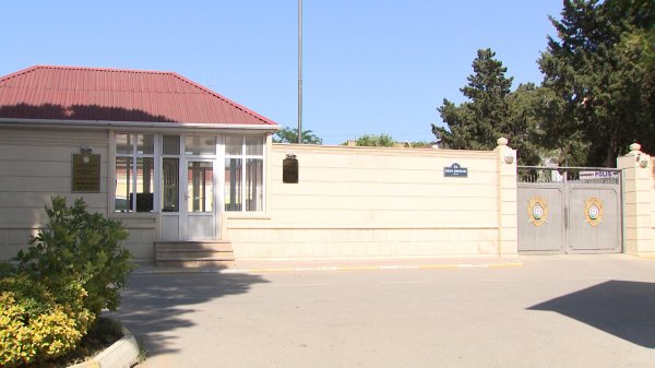 Sumqayıtda aptekdən oğurluq edən şəxs hadisə yerində saxlanılıb (FOTO)-Yenilənib