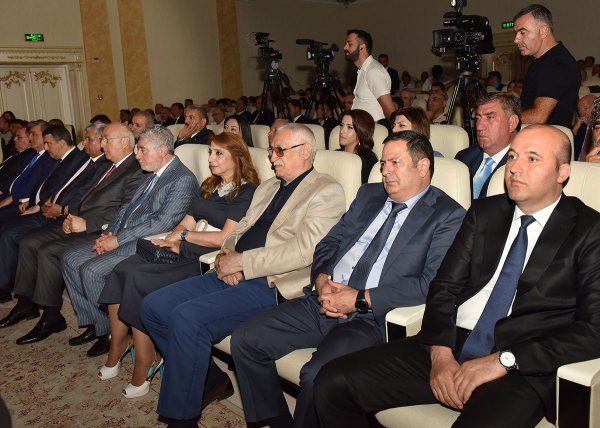 Sumqayıtda Nəsiminin 650 illiyi ilə bağlı tədbir keçirilib - FOTOLAR