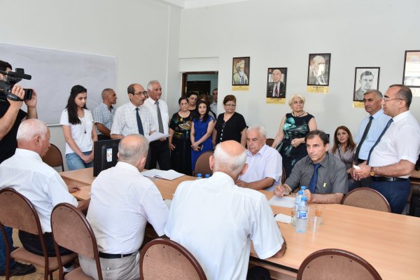 Sumqayıtda imtahanların gedişi yoxlanıldı  -FOTOLAR