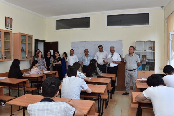 Sumqayıtda imtahanların gedişi yoxlanıldı  -FOTOLAR
