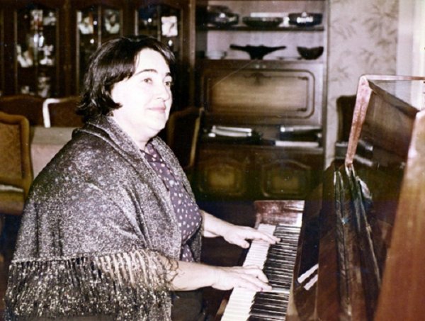 Baş nazirdən qərar — Gülarə Əliyevanın adı əbədiləşdirildi