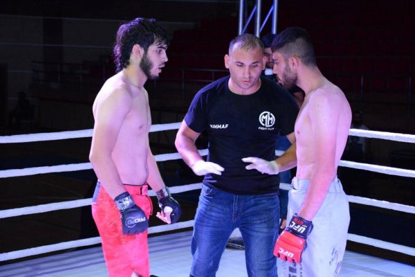 Azərbaycanlı idmançı qələbəsini aprel şəhidinə həsr etdi -FOTO