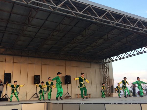 Sumqayıt bulvarında “Dostluq” mədəniyyət evi və “Gənclik” klubu konsert proqramı təşkil edib - FOTOLAR
