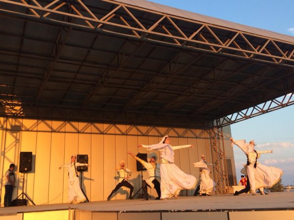 Sumqayıt bulvarında “Dostluq” mədəniyyət evi və “Gənclik” klubu konsert proqramı təşkil edib - FOTOLAR