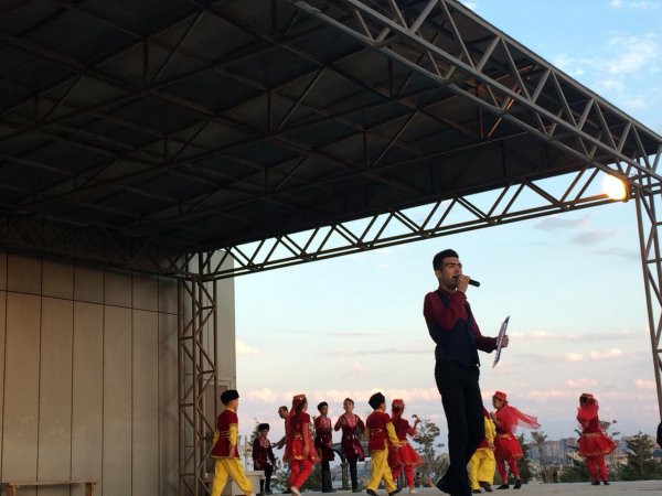 Sumqayıt bulvarında “Dostluq” mədəniyyət evi və “Gənclik” klubu konsert proqramı təşkil edib - FOTOLAR