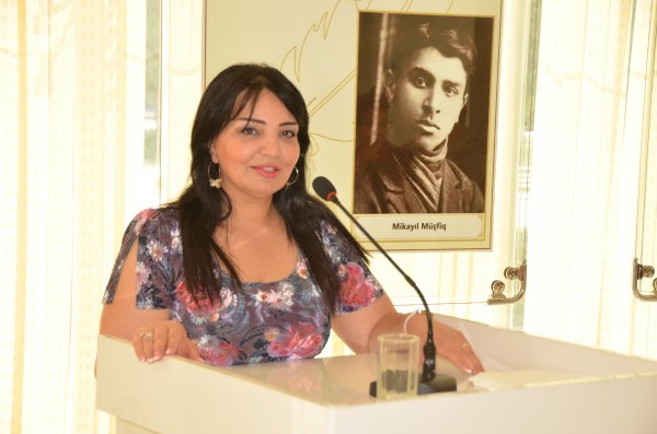 "Nəsimi yaradıcılığında folklor izləri" Sumqayıtda təqdim edilib - FOTOLAR "Nəsimi yaradıcılığında folklor izləri" Sumqayıtda təqdim edilib - FOTOLAR