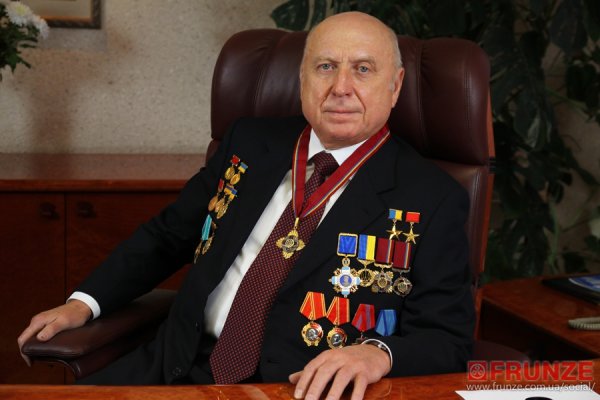 Ulu öndərin Vətəninə və xalqına olan böyük məhəbbətinin bizlərə məlum olmayan, gizli qalmış təzahürləri Ulu öndərin Vətəninə və xalqına olan böyük məhəbbətinin bizlərə məlum olmayan, gizli qalmış təzahürləri