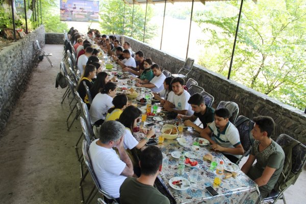 Sumqayıt gənclərinin yay məktəbi davam edir - FOTO