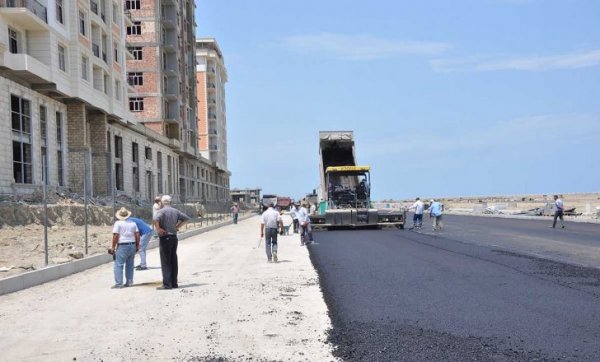 Sumqayıtda yeni yol salınır -FOTOLAR