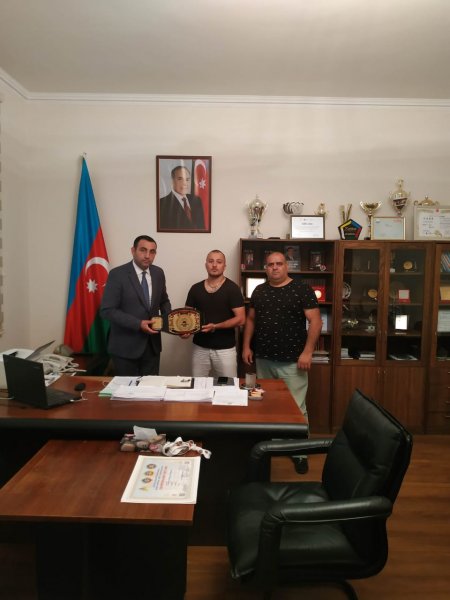 Sumqayıt idmançısı erməni rəqibini məğub edərək qara kəmər sahibi oldu - VİDEO (FOTO)