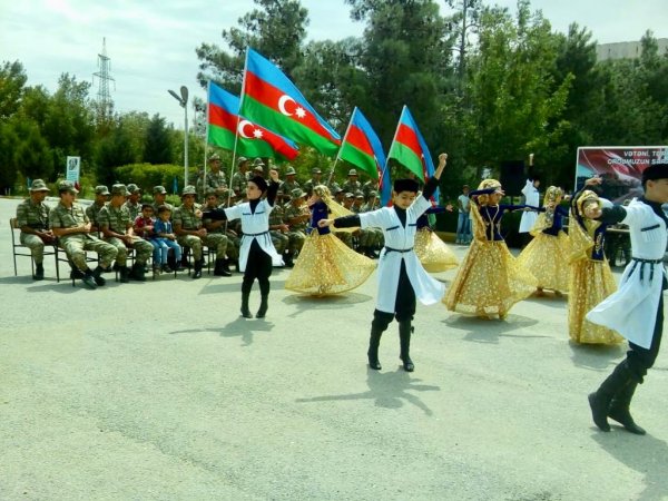 Sumqayıt Regional Mədəniyyət idarəsinin dəstəyi ilə Müqəddəs Qurban Bayramı münasibəti ilə tədbirlər keçirilib - FOTOLAR Sumqayıt Regional Mədəniyyət idarəsinin dəstəyi ilə Müqəddəs Qurban Bayramı münasibəti ilə tədbirlər keçirilib - FOTOLAR