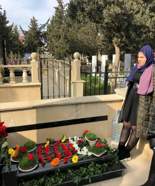 Hüseyn Dəryanın qızı atasının vəsiyyətinə əməl etmək istəyir - Məşhurların son günü - FOTOLAR