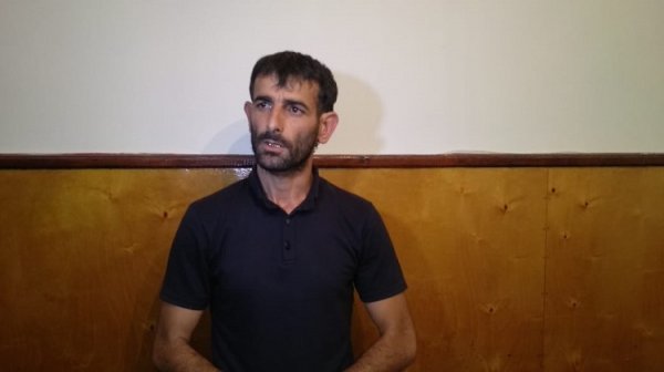 Astara sakini 2 mikroavtobusu yandırdı - FOTO