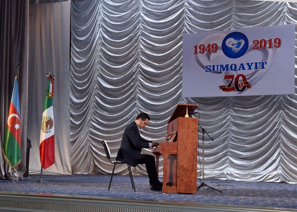  Rikon Sumqayıtda konsert verib - FOTO