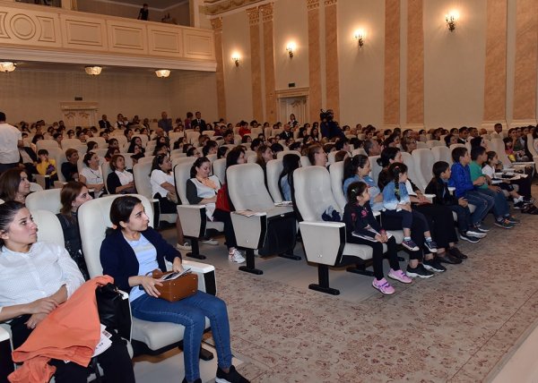  Rikon Sumqayıtda konsert verib - FOTO