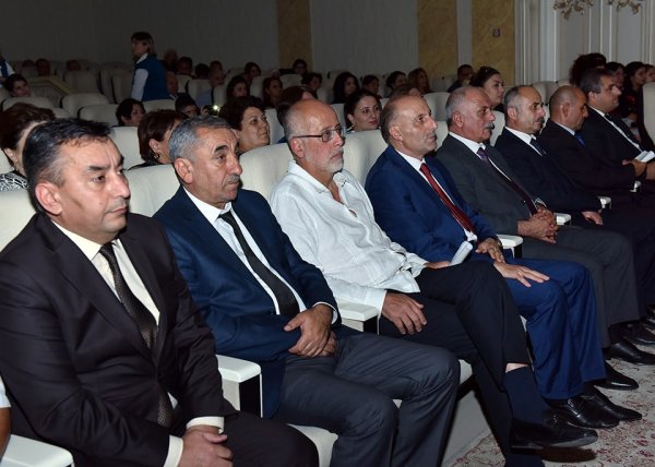  Rikon Sumqayıtda konsert verib - FOTO