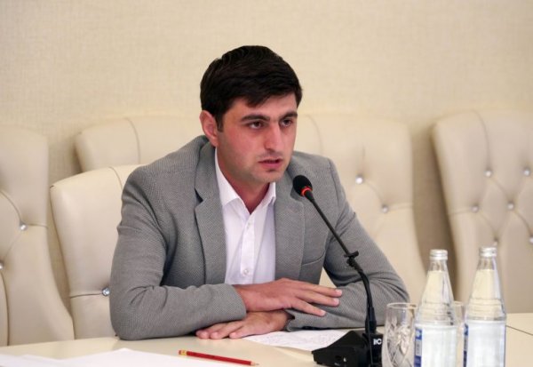 Nazir müavini Sumqayıtda vətəndaşları qəbul edib - FOTO