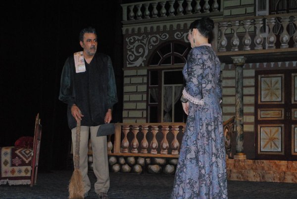 “Solğun çiçəklər” Sumqayıt Dövlət Dram Teatrının səhnəsində - FOTO