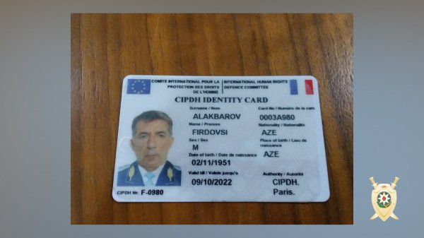 Azərbaycanda dələduzluqla məşğul olan "general" saxlanıldı -FOTO
