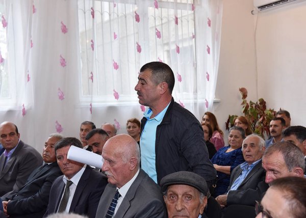 Zakir Fərəcov bu əraziyə getdi, sakinlərlə görüşdü…- (FOTOLAR)