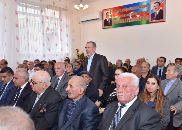 Zakir Fərəcov bu əraziyə getdi, sakinlərlə görüşdü…- (FOTOLAR)