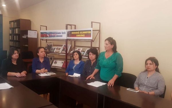 Sumqayıtda İmadəddin Nəsiminin 650 illik yubileyinə həsr olunmuş dəyirmi masa keçirilib - FOTO