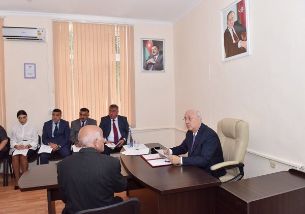 Zakir Fərəcov vətəndaşları dinlədi – FOTO