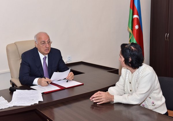 Zakir Fərəcov vətəndaşları dinlədi – FOTO