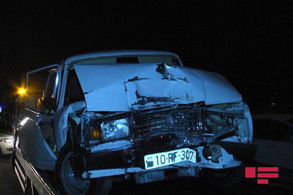 Azərbaycanda dəhşətli qəza: 4 ölü, 1 yaralı - FOTO