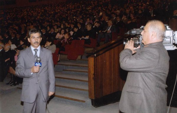 45 il öncə mətbuata gələn Əli Nəcəfxanlı: "Bütün “ilk”lərim Sumqayıtla bağlıdır..." - FOTOLAR 45 il öncə mətbuata gələn Əli Nəcəfxanlı: "Bütün “ilk”lərim Sumqayıtla bağlıdır..." - FOTOLAR