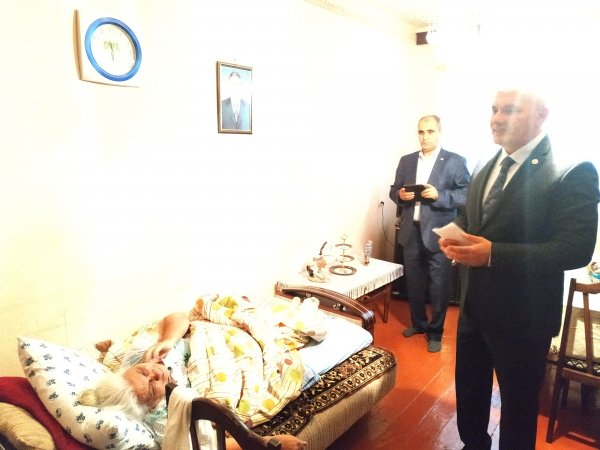 YAP Sumqayıt təşkilatı ahılları unutmadı - FOTOLAR