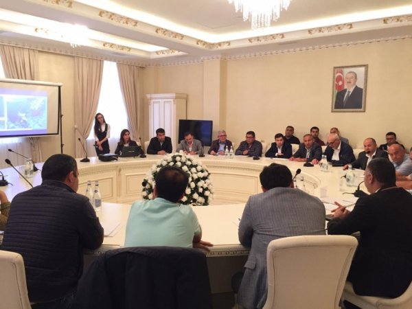Sumqayıtda istixana komplekslərinin sahibləri ilə görüş keçirilib - FOTOLAR