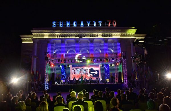 Sumqayıtda möhtəşəm konsert – VİDEO(FOTOLAR)