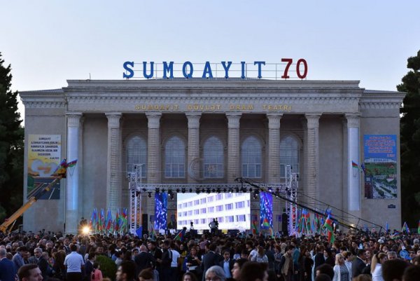 Sumqayıtda möhtəşəm konsert – VİDEO(FOTOLAR)