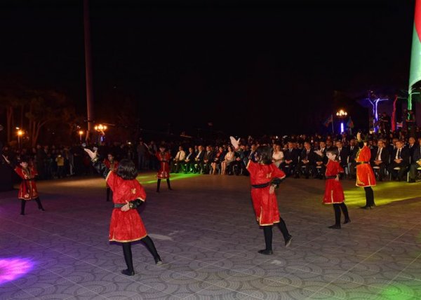 Sumqayıtda möhtəşəm konsert – VİDEO(FOTOLAR)