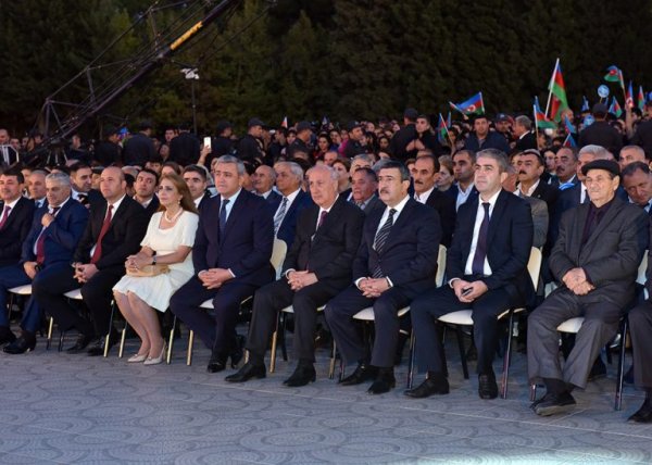 Sumqayıtda möhtəşəm konsert – VİDEO(FOTOLAR)