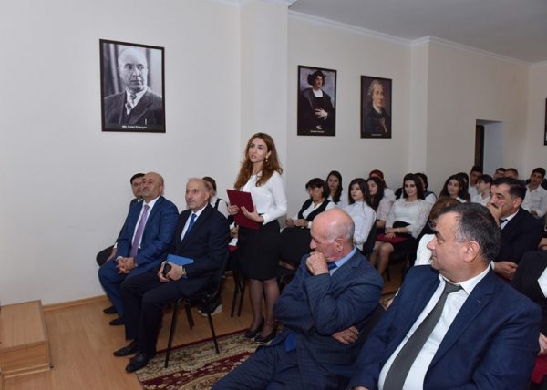 Zakir Fərəcov 60 yaşını qeyd edən kollecdə oldu, müəllimləri təltif etdi – FOTOLAR