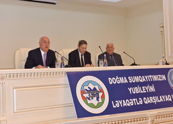 Sumqayıtın icra başçısı ağsaqallarla görüşdü -FOTOLAR