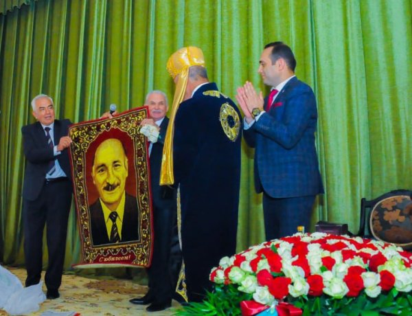 Sumqayıtın yaşıdı, Sovet kosmonavtının, Rusiya baş nazirinin dostu... - FOTOLAR Sumqayıtın yaşıdı, Sovet kosmonavtının, Rusiya baş nazirinin dostu... - FOTOLAR