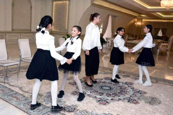 Sumqayıtın mədəniyyət müəssisələrində “Beynəlxalq müəllimlər günü” qeyd olunub -FOTOLAR