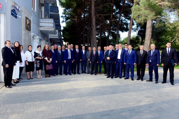 Sumqayıtda yeni təmirdən çıxmış vəkil bürosu açıldı -FOTOLAR