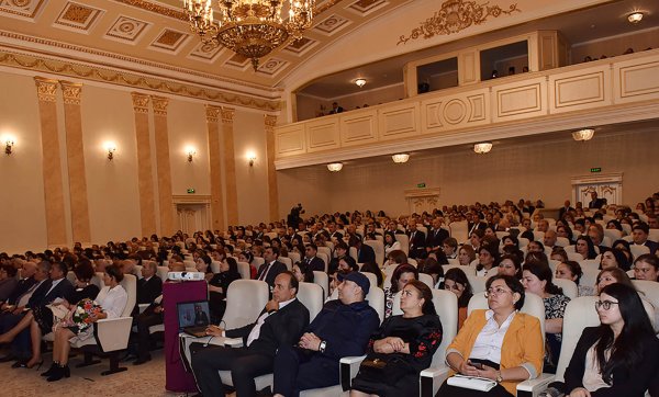 Sumqayıtın 70 illik yubileyi silsilə tədbirlərlə qeyd olunur - FOTO