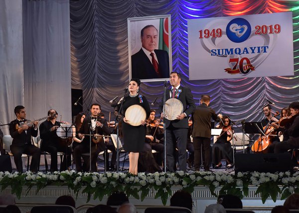 Sumqayıtın 70 illik yubileyi silsilə tədbirlərlə qeyd olunur - FOTO