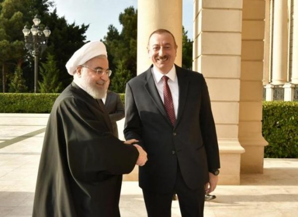 Azərbaycan və İran prezidentlərinin görüşü olub