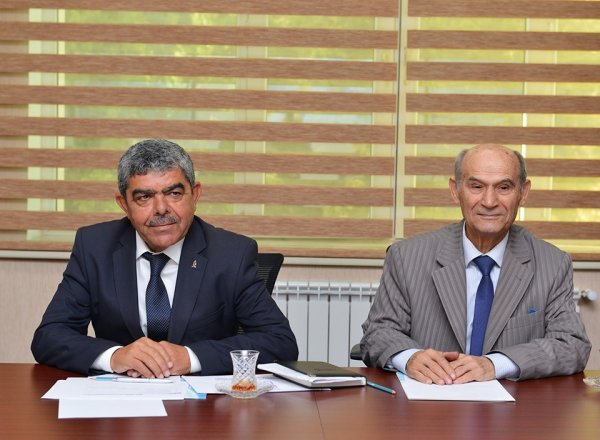 “Sumqayıt” Futbol Klubunun Müşahidə Şurasının növbəti iclası keçirilib - FOTOLAR