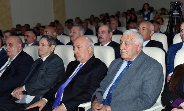 Sumqayıtın 70 illiyi ilə bağlı silsilə tədbirlər davam edir – FOTOLAR