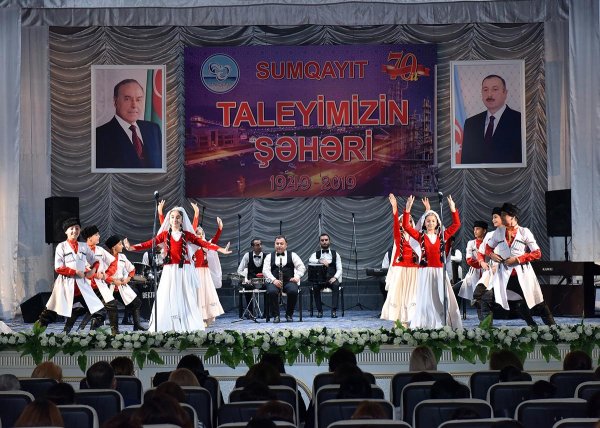 Sumqayıtın 70 illiyi ilə bağlı silsilə tədbirlər davam edir – FOTOLAR