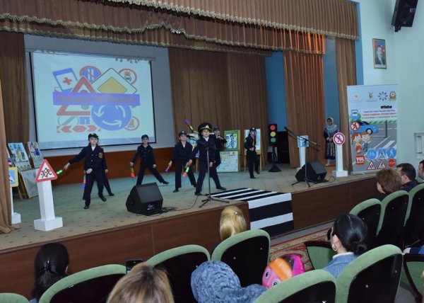 Sumqayıtda yol polisi təhsil müəssisələrində tədbir keçirdi - FOTO